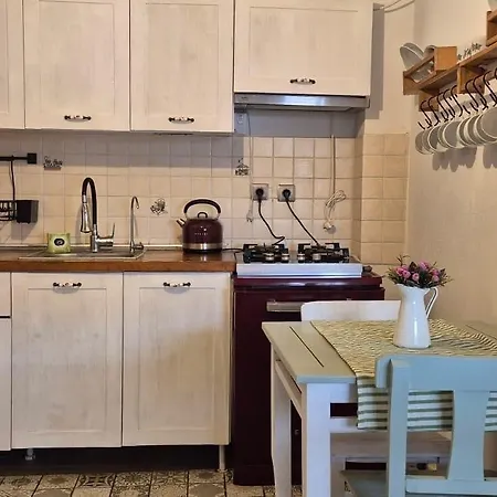Kelebek Ayvalık Konukevi 3*