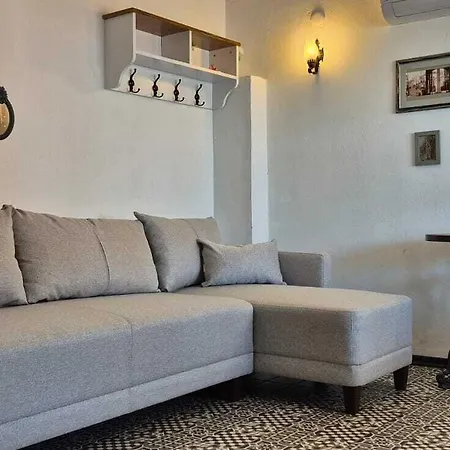 Kelebek Πανσιόν 3*
