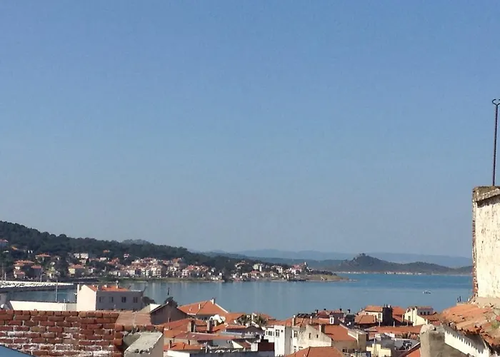 Kelebek Ayvalik Pensjonat Ayvalı